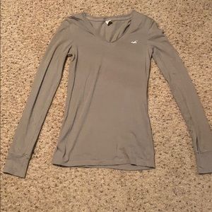 Grey v neck long sleeve cotton tee
